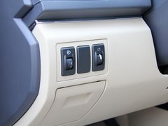 2012款 两厢 1.5L 自动 乐享版