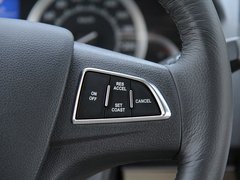 2012款 两厢 1.5L 自动 乐享版