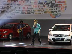 2012款 两厢 1.5L 自动 乐享版