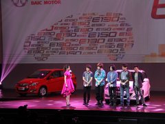 2012款 两厢 1.5L 自动 乐享版