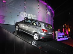 2012款 两厢 1.5L 自动 乐享版