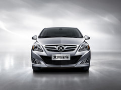 2012款 两厢 1.5L 自动 乐享版