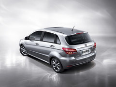 2012款 两厢 1.5L 自动 乐享版