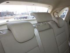 2012款 两厢 1.5L 自动 乐享版