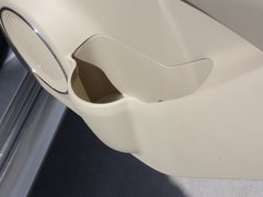 2012款 两厢 1.5L 自动 乐享版