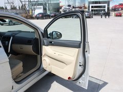 2012款 两厢 1.5L 自动 乐享版