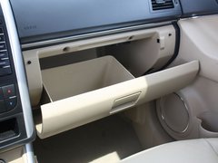 2012款 两厢 1.5L 自动 乐享版