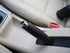 2012款 两厢 1.5L 自动 乐享版