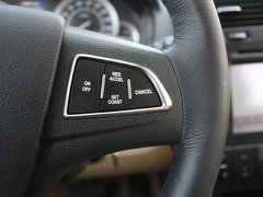 2012款 两厢 1.5L 自动 乐享版