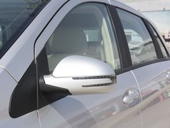 2012款 两厢 1.5L 自动 乐享版