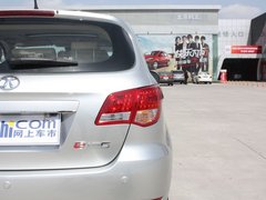 2012款 两厢 1.5L 自动 乐享版