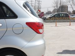 2012款 两厢 1.5L 自动 乐享版
