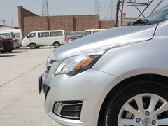 2012款 两厢 1.5L 自动 乐享版