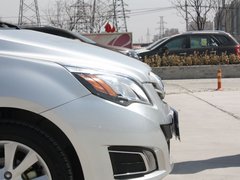 2012款 两厢 1.5L 自动 乐享版