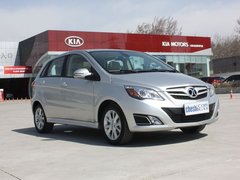 2012款 两厢 1.5L 自动 乐享版