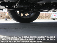 2012款 两厢 1.5L 自动 乐享版