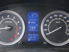 2012款 两厢 1.5L 自动 乐享版