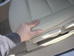 2012款 两厢 1.5L 自动 乐享版