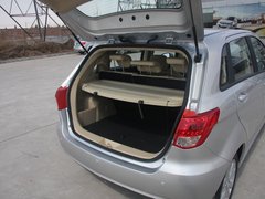 2012款 两厢 1.5L 自动 乐享版