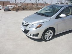 2012款 两厢 1.5L 自动 乐享版