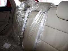 2012款 两厢 1.5L 自动 乐享版