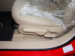 2012款 两厢 1.5L 自动 乐享版