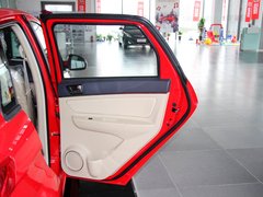 2012款 两厢 1.5L 自动 乐享版