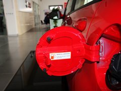 2012款 两厢 1.5L 自动 乐享版