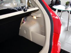 2012款 两厢 1.5L 自动 乐享版