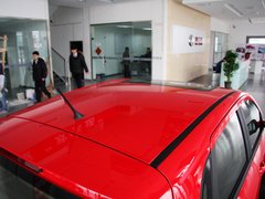 2012款 两厢 1.5L 自动 乐享版