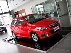 2012款 两厢 1.5L 自动 乐享版