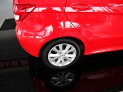 2012款 两厢 1.5L 自动 乐享版