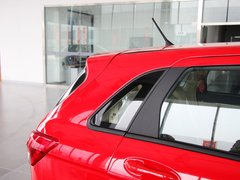 2012款 两厢 1.5L 自动 乐享版