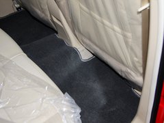 2012款 两厢 1.5L 自动 乐享版