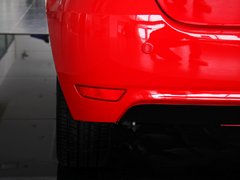 2012款 两厢 1.5L 自动 乐享版