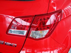 2012款 两厢 1.5L 自动 乐享版