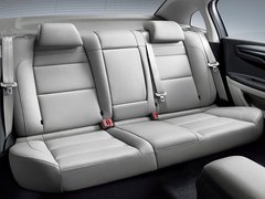 2012款 三厢 1.6L 手动 品尚型