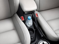 2012款 三厢 1.6L 手动 品尚型