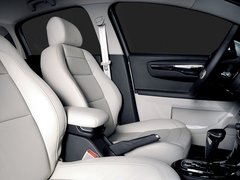 2012款 三厢 1.6L 手动 品尚型