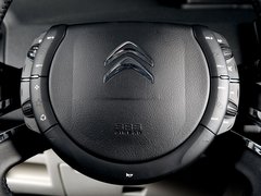 2012款 三厢 1.6L 手动 品尚型