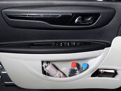 2012款 三厢 1.6L 手动 品尚型