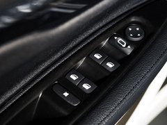 2012款 三厢 1.6L 手动 品尚型