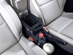 2012款 三厢 1.6L 手动 品尚型