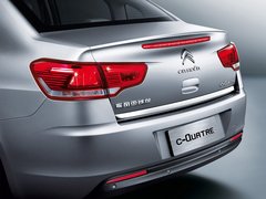 2012款 三厢 1.6L 手动 品尚型