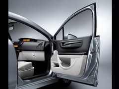 2012款 三厢 1.6L 手动 品尚型