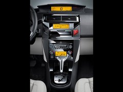 2012款 三厢 1.6L 手动 品尚型