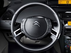 2012款 三厢 1.6L 手动 品尚型