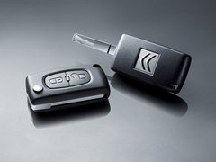 2012款 三厢 1.6L 手动 品尚型