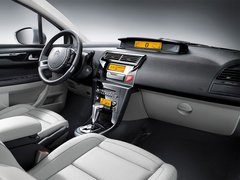 2012款 三厢 1.6L 手动 品尚型