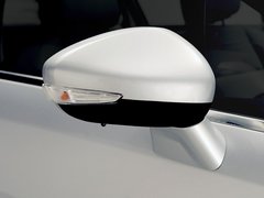 2012款 三厢 1.6L 手动 品尚型